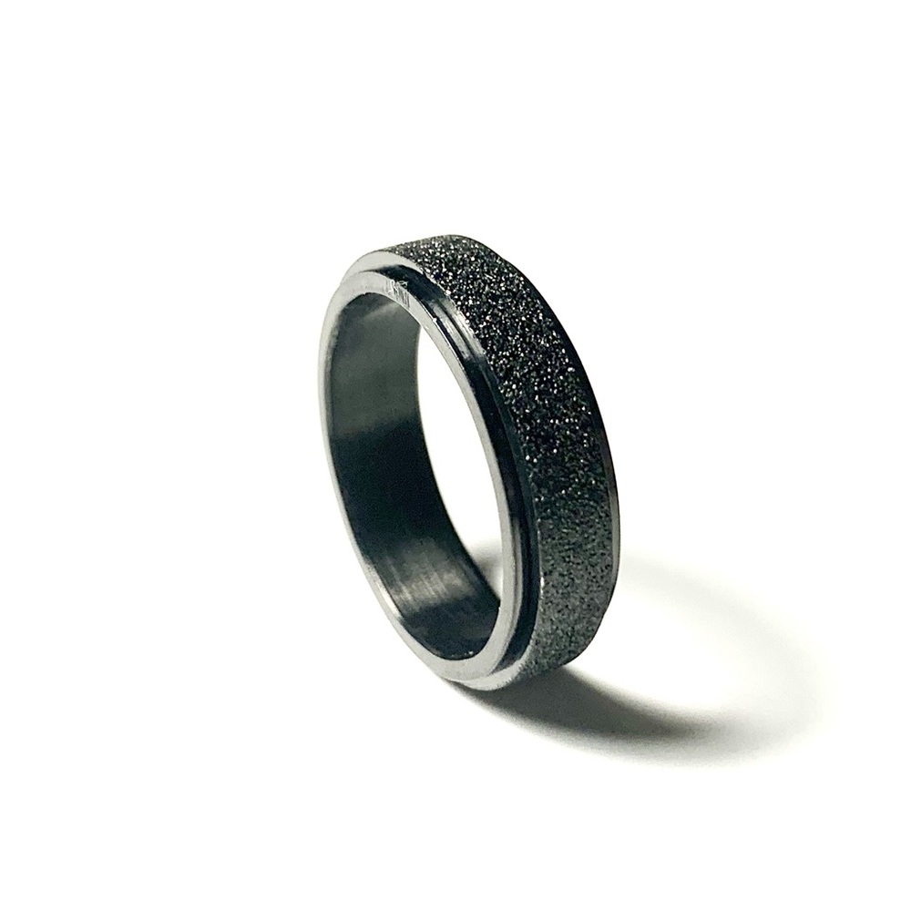 Lovely Light Weight Black Glitter Spinning Ring